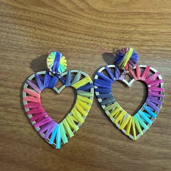 Colorful Heart Shaped Earrings! - Picture 4 of 5